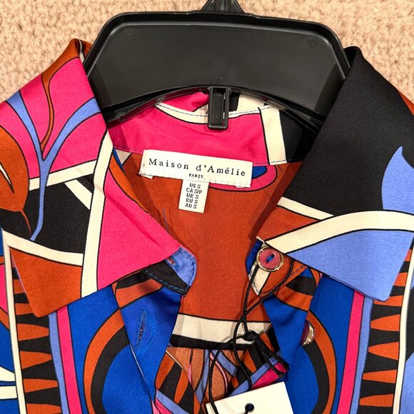 Maison d' Amélie: Geometric Print Button Down Shirt - Size Small - Picture 5 of 6